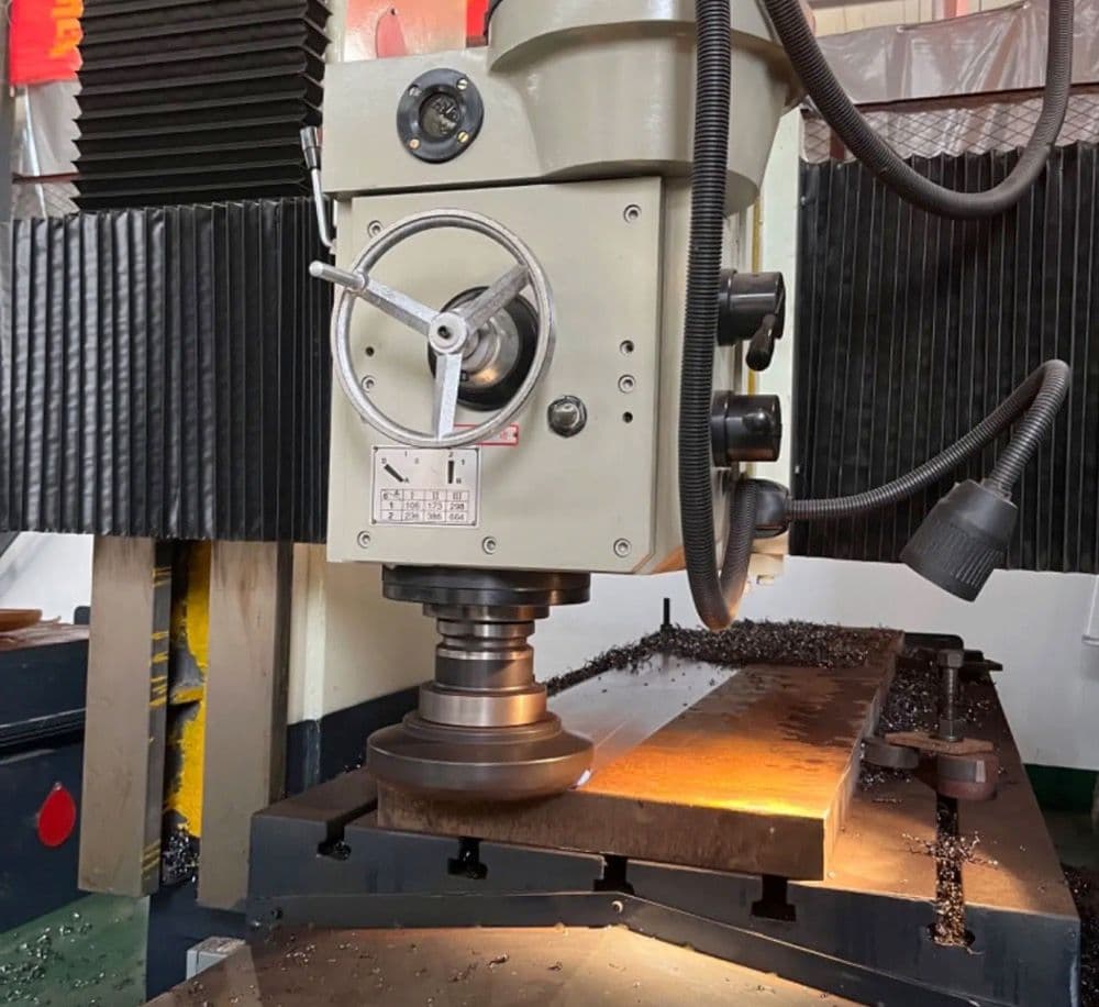 تطبيقات ماكينات التفريز CNC